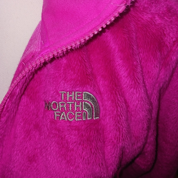 North face small hot pink fuzzy winter jacket - Picture 7 of 9